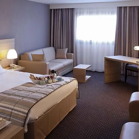 Mercure מלון בורדו