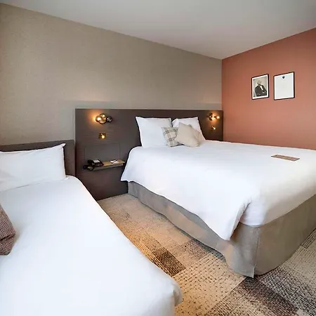 Mercure בורדו