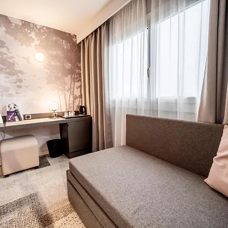 Mercure Hotel 4*