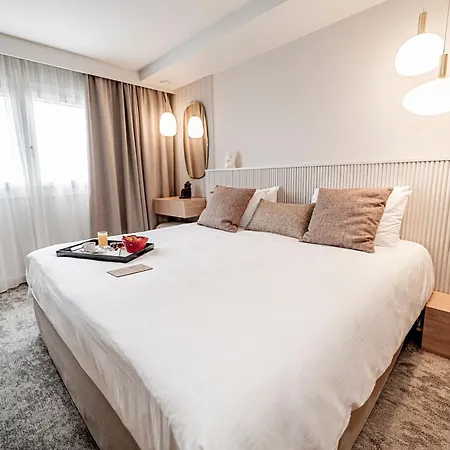 Mercure 4*